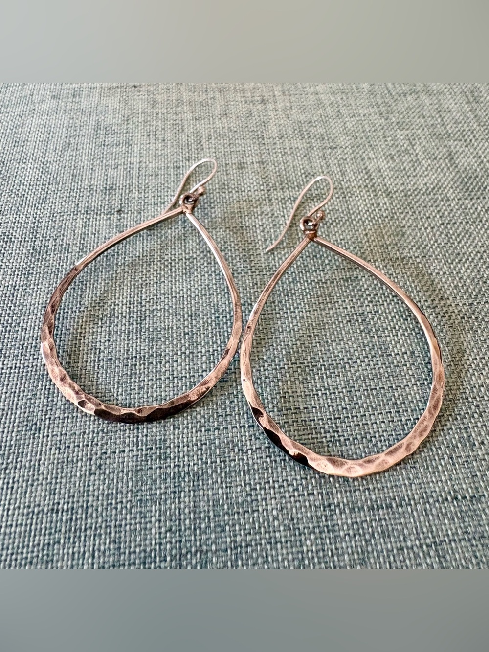 925 Sterling Silver Hammered Open Teardrop Hoop Earrings